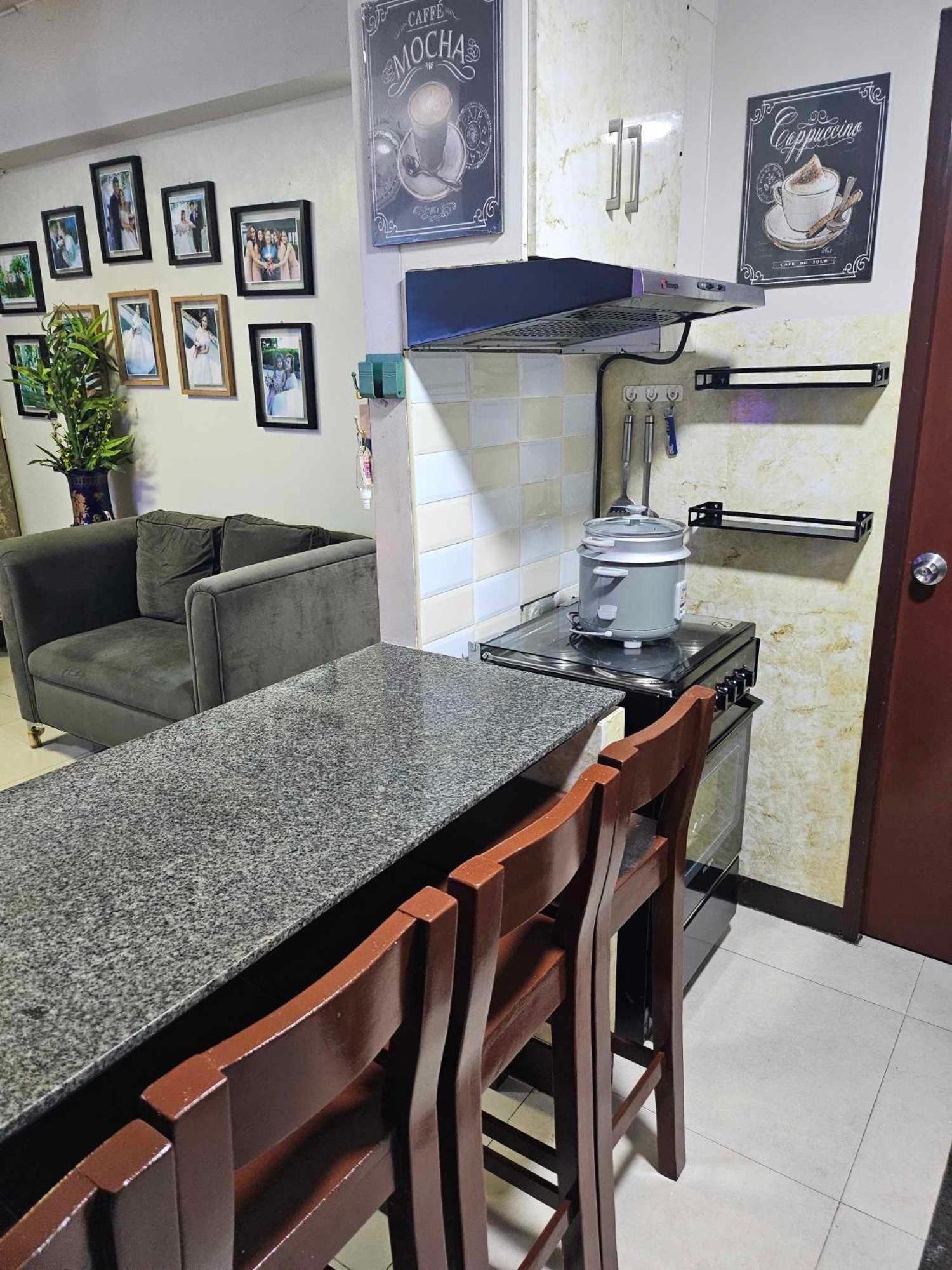 Cubao Manhattan Heights Unit 5A Tower C Quezon City Esterno foto