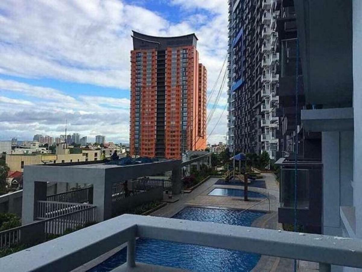Cubao Manhattan Heights Unit 5A Tower C Quezon City Esterno foto