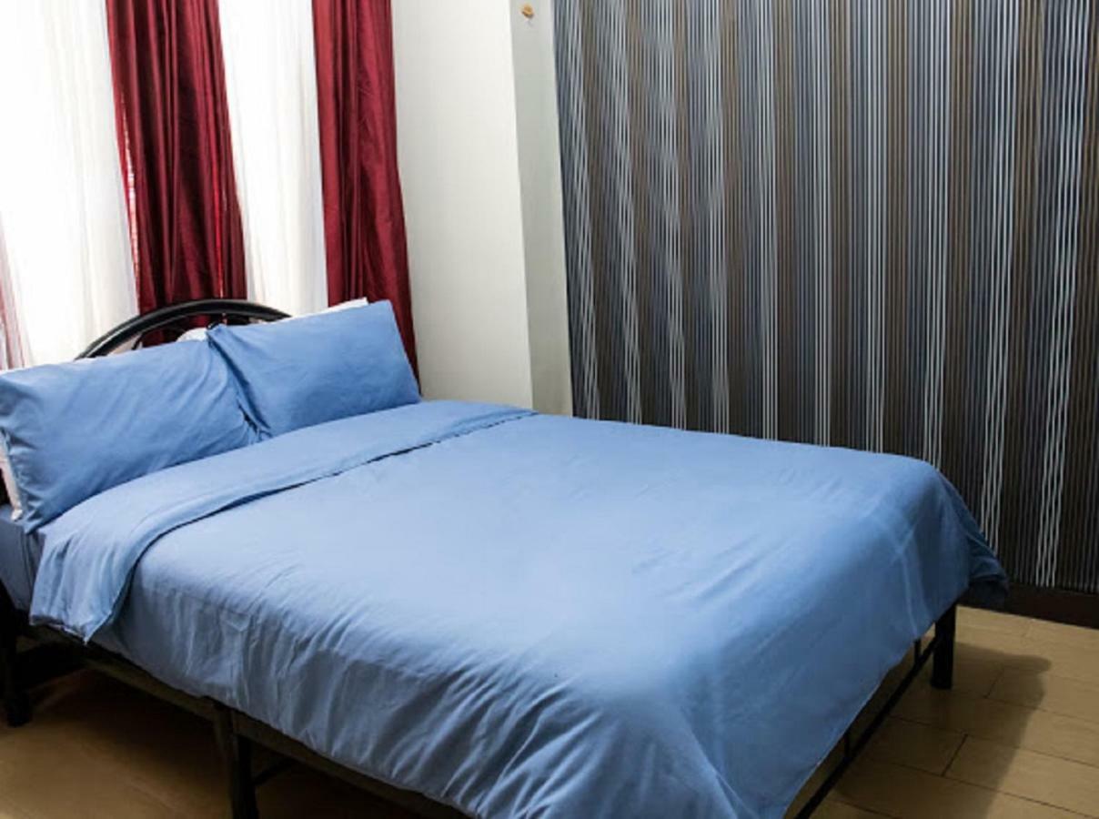 Cubao Manhattan Heights Unit 5A Tower C Quezon City Esterno foto